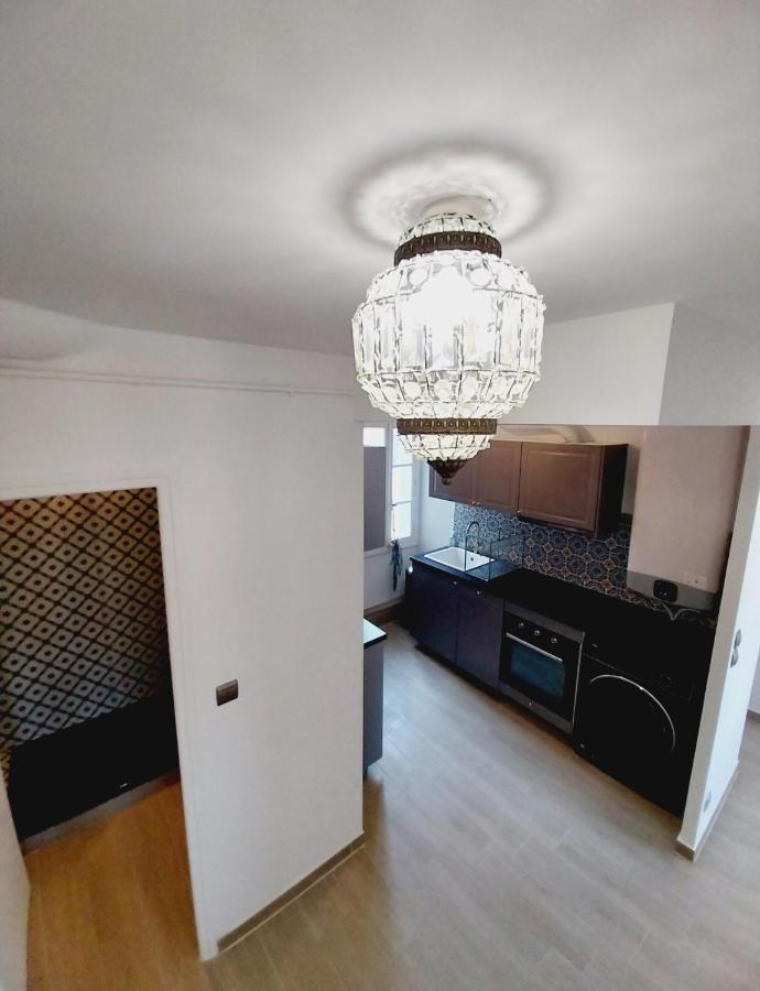 Artists Apartment Montpellier-Place De La Comedie מראה חיצוני תמונה